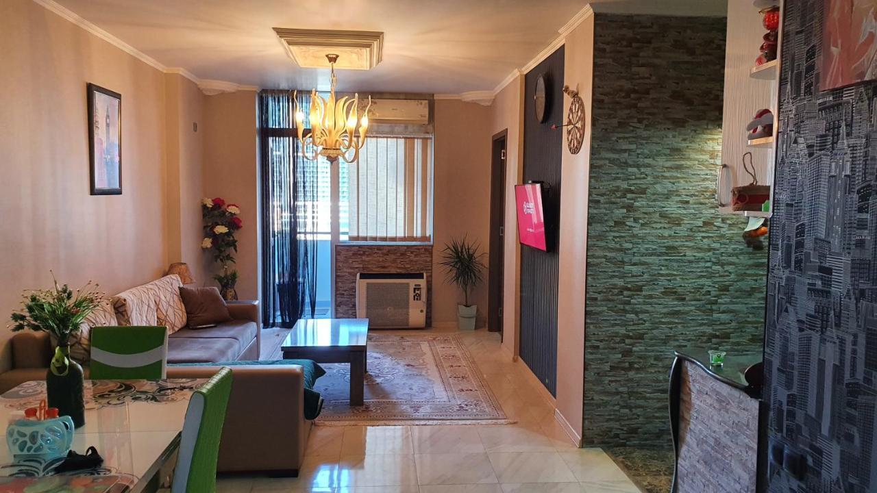 Apartment In Yalchin Star Residence Batumi Eksteriør billede